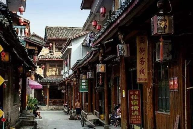 台湾长荣航空机师拟春节罢工，旅游业者叹团客将受影响